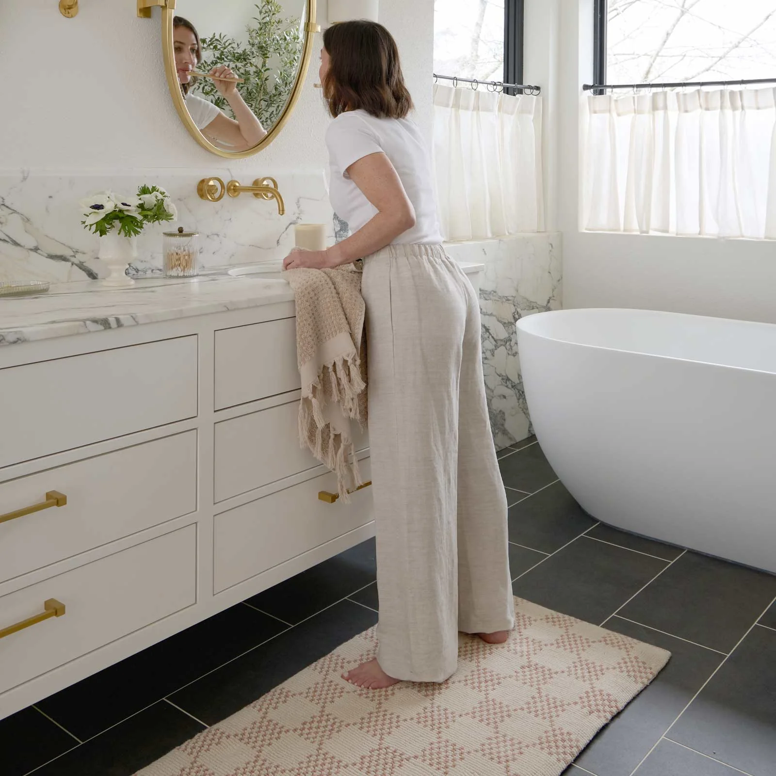 Comfy Bath Mat | Checks - Image 3