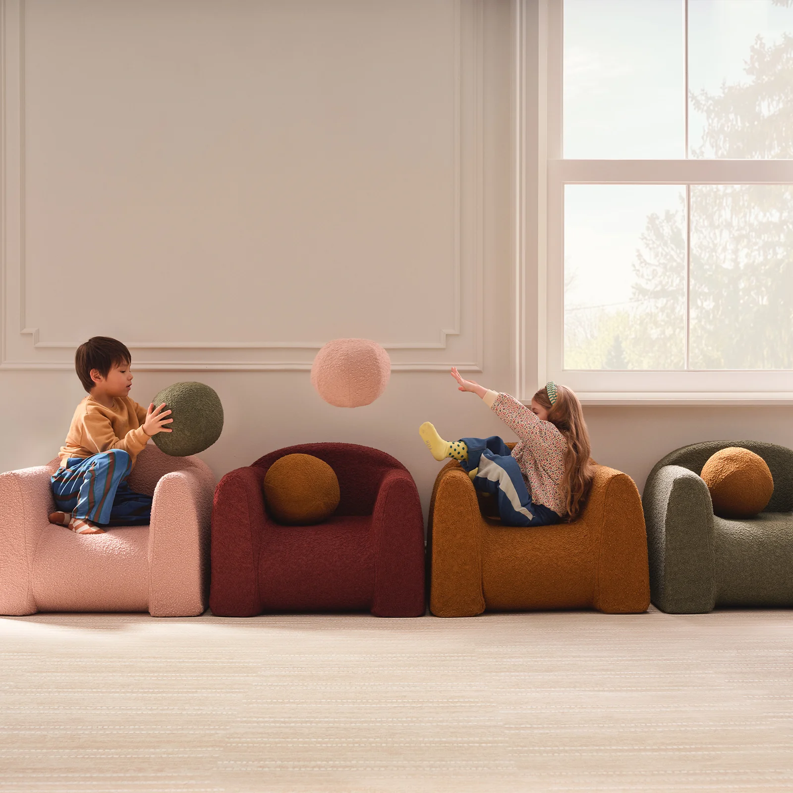 Play Chair | Boucle - Image 2