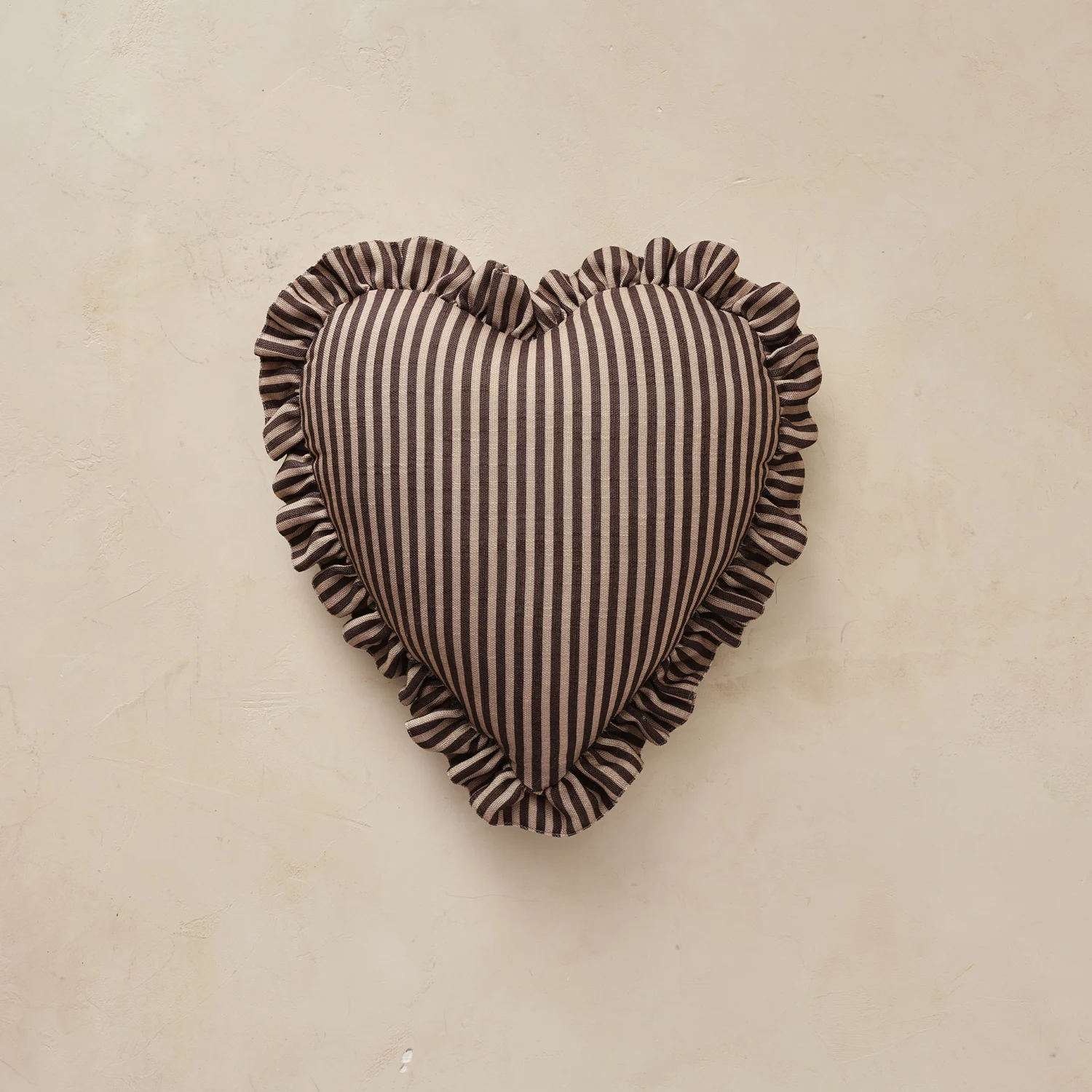 Heart Ruffle Pillow | Finley