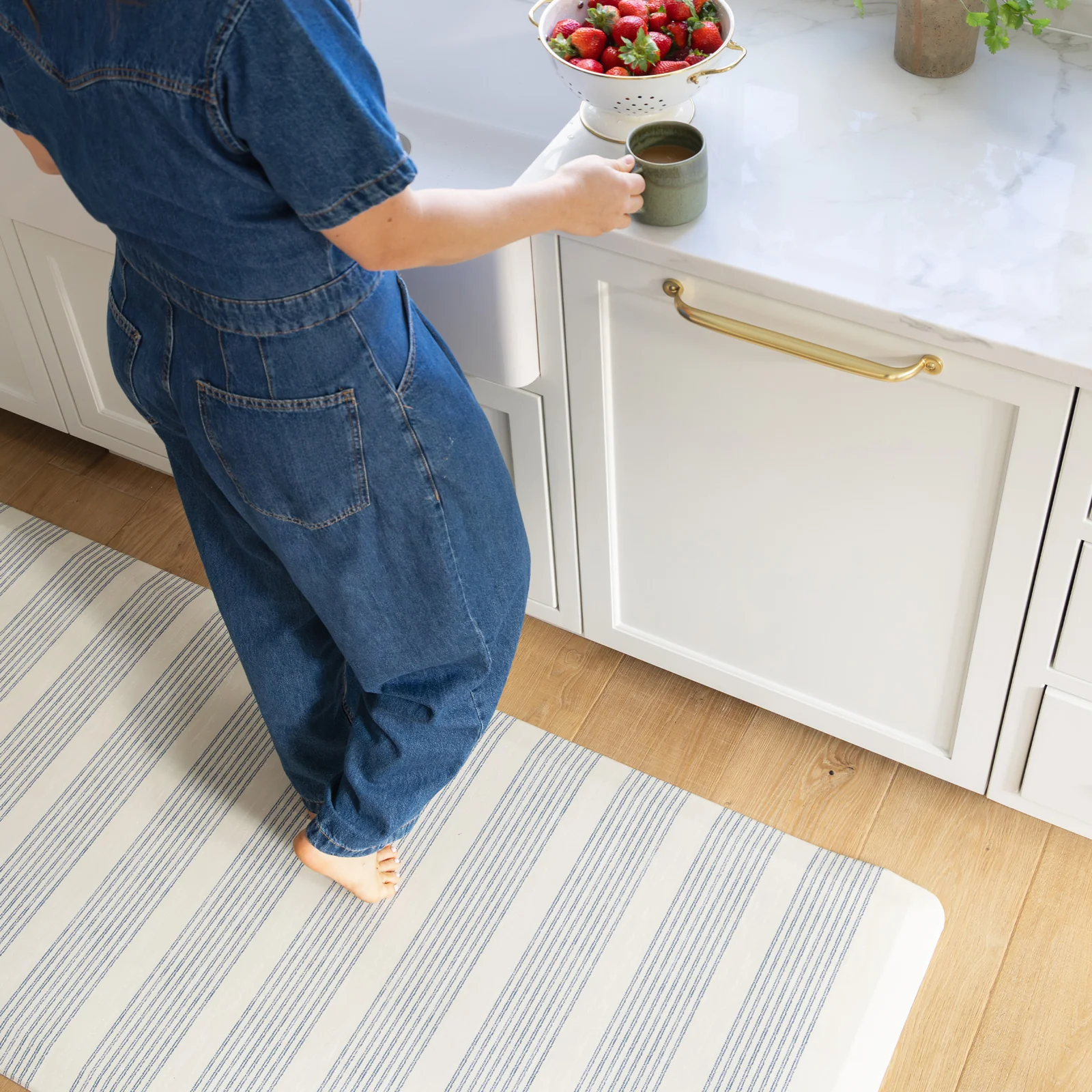 Nama Standing Mat | Abbott - Image 3