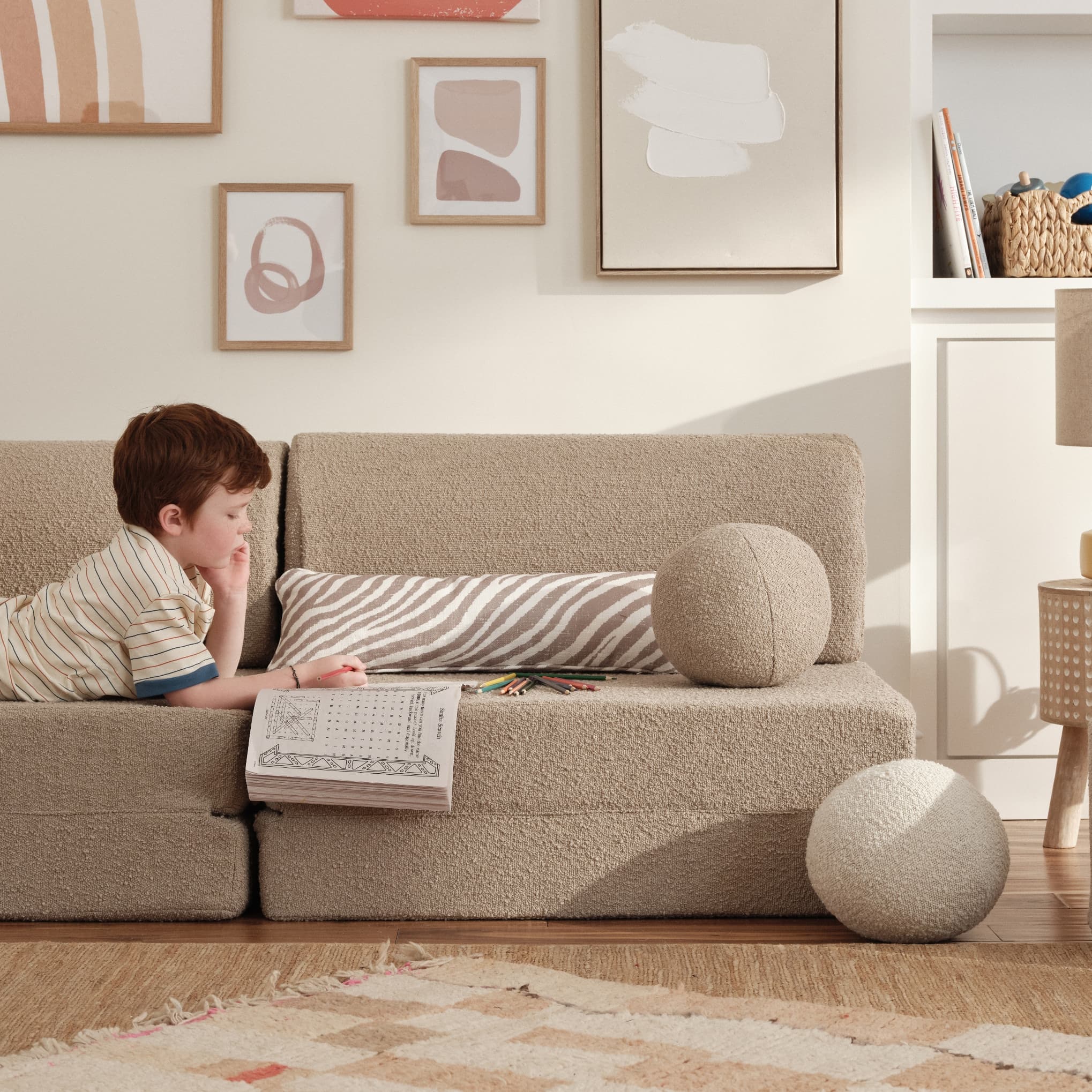 Sphere Pillow | Boucle - Image 3