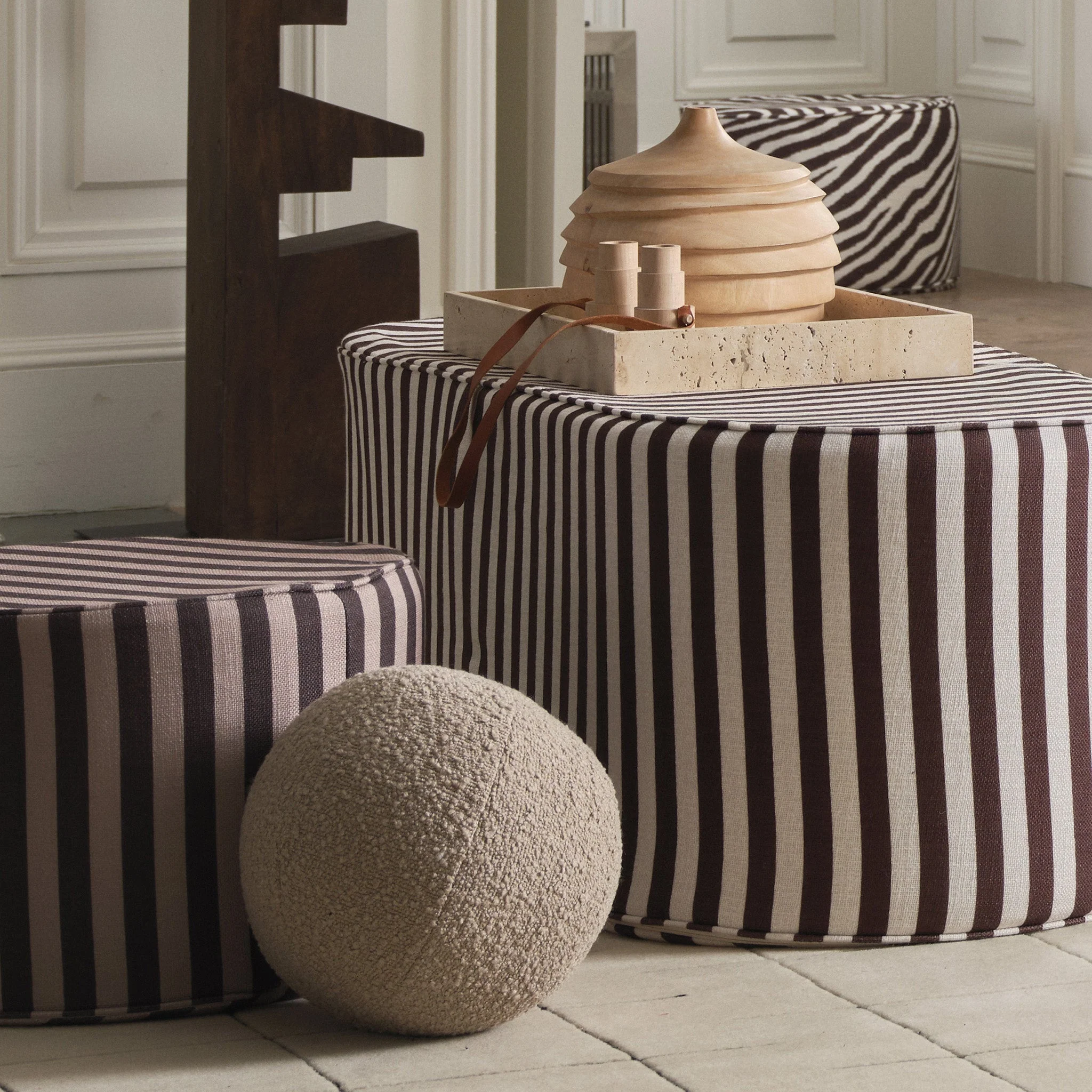 Sphere Pillow | Boucle - Image 4